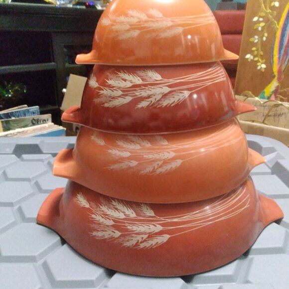 Vintage Pyrex Autumn Harvest Wheat Cinderella Nesting Mixing Bowl Set Of 4 - Picture 8 of 8